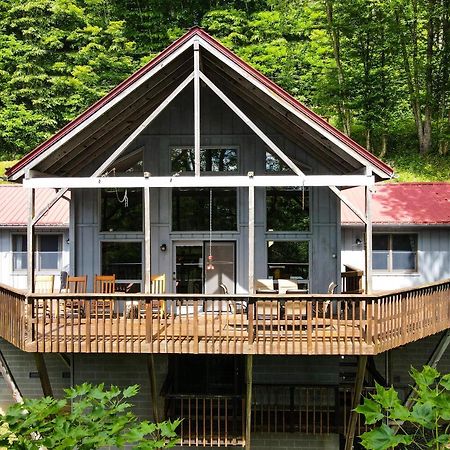 Wolf Ridge Retreat Villa Swiss Exterior photo