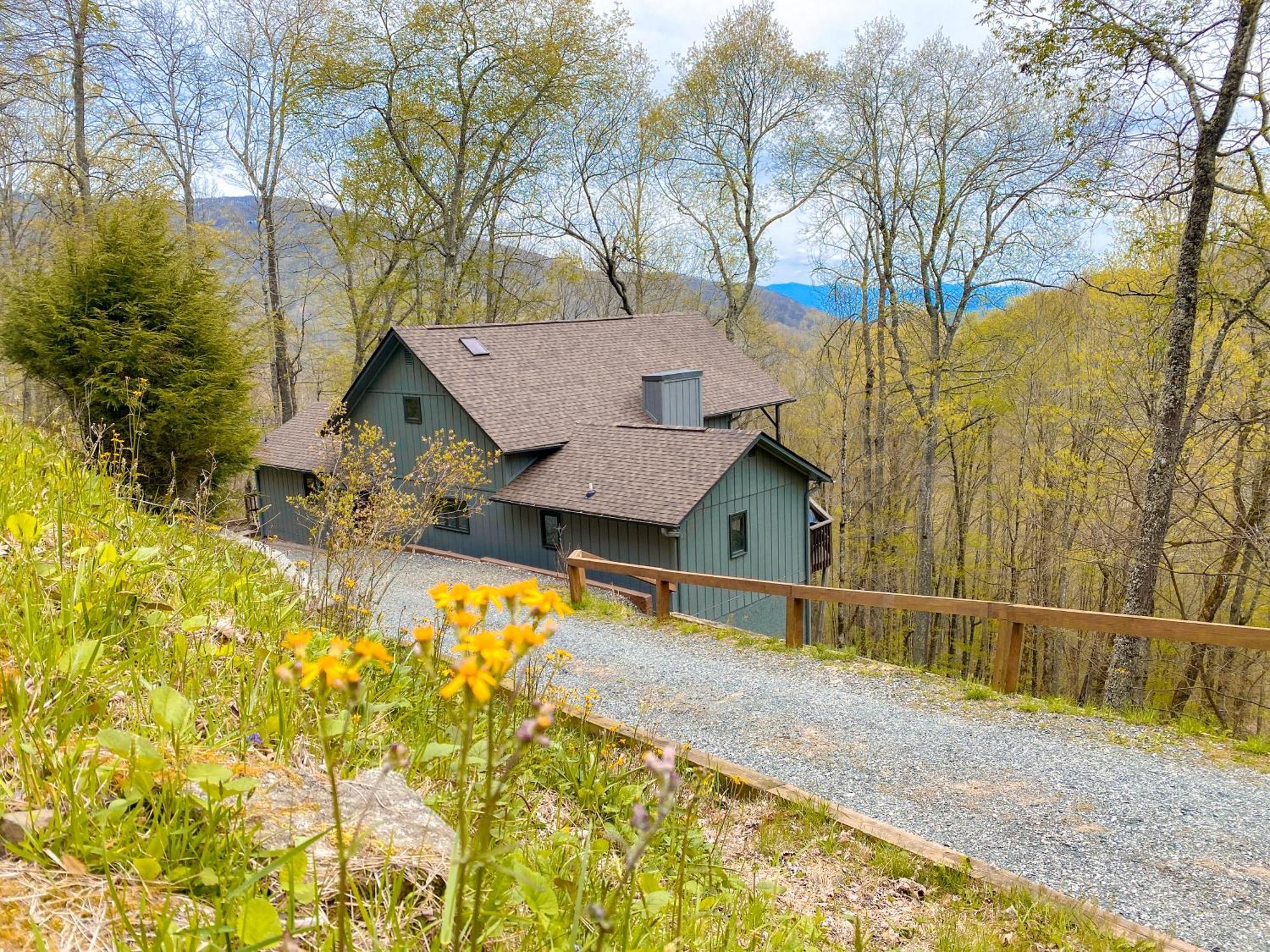 Wolf Ridge Retreat Villa Swiss Exterior photo