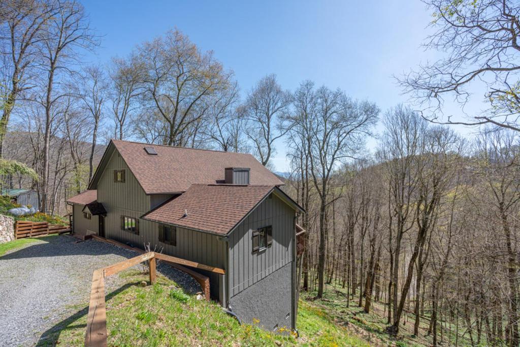 Wolf Ridge Retreat Villa Swiss Exterior photo